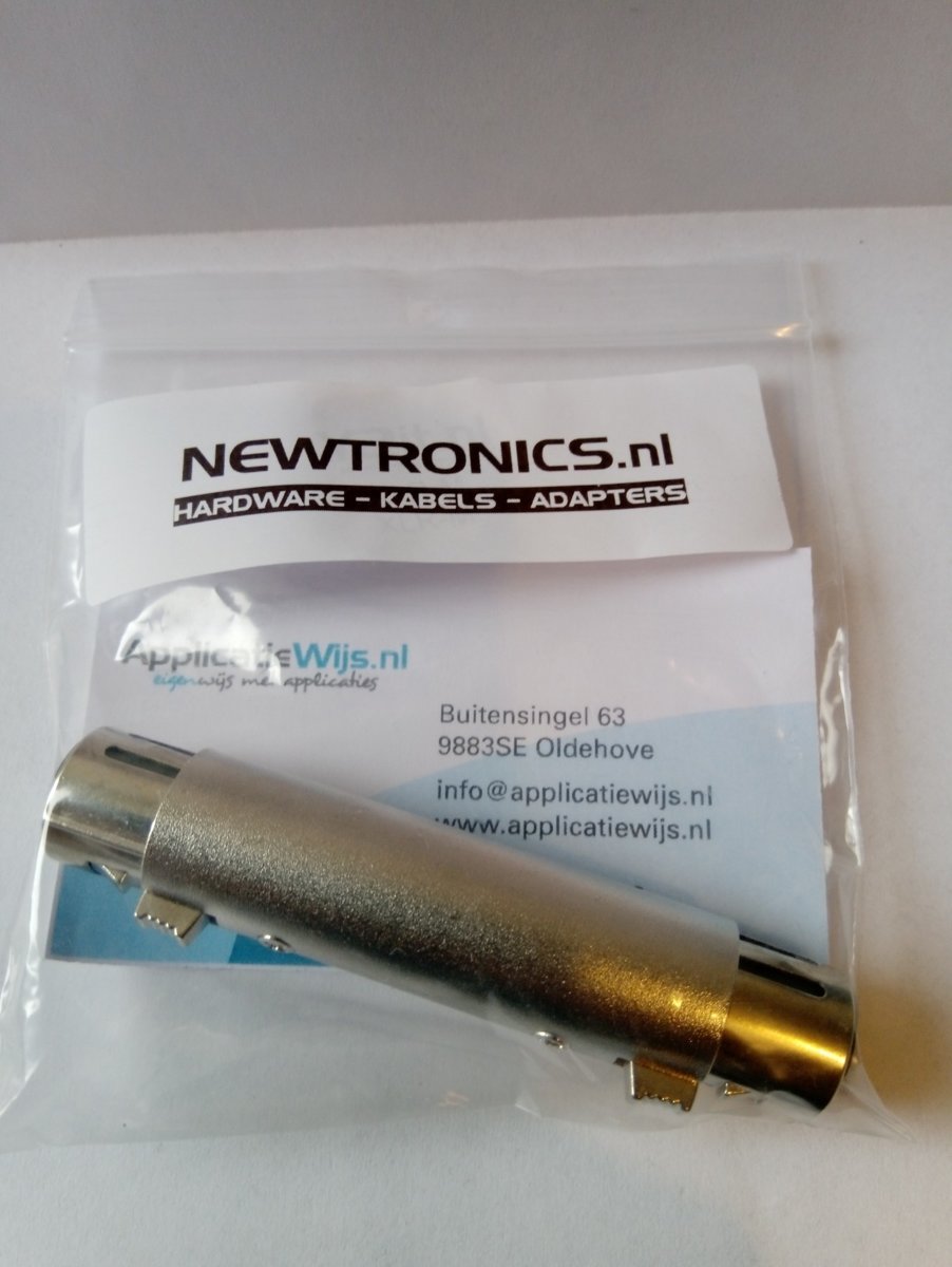 Newtronics XLR-Series - Koppelstuk XLR Female -> XLR Female